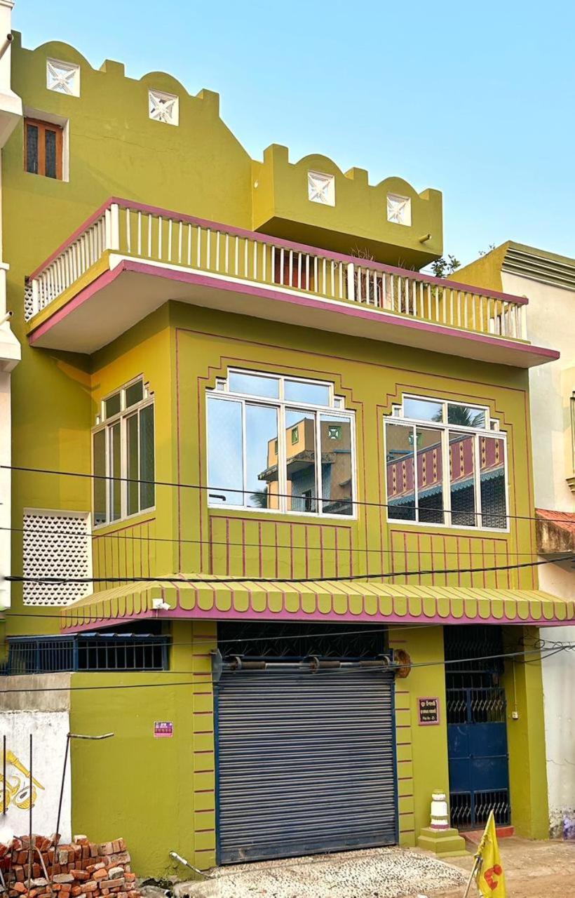 Shree Nivas Homestay Пури Экстерьер фото