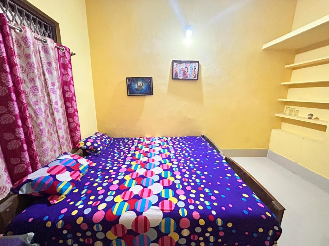 Shree Nivas Homestay Пури Экстерьер фото