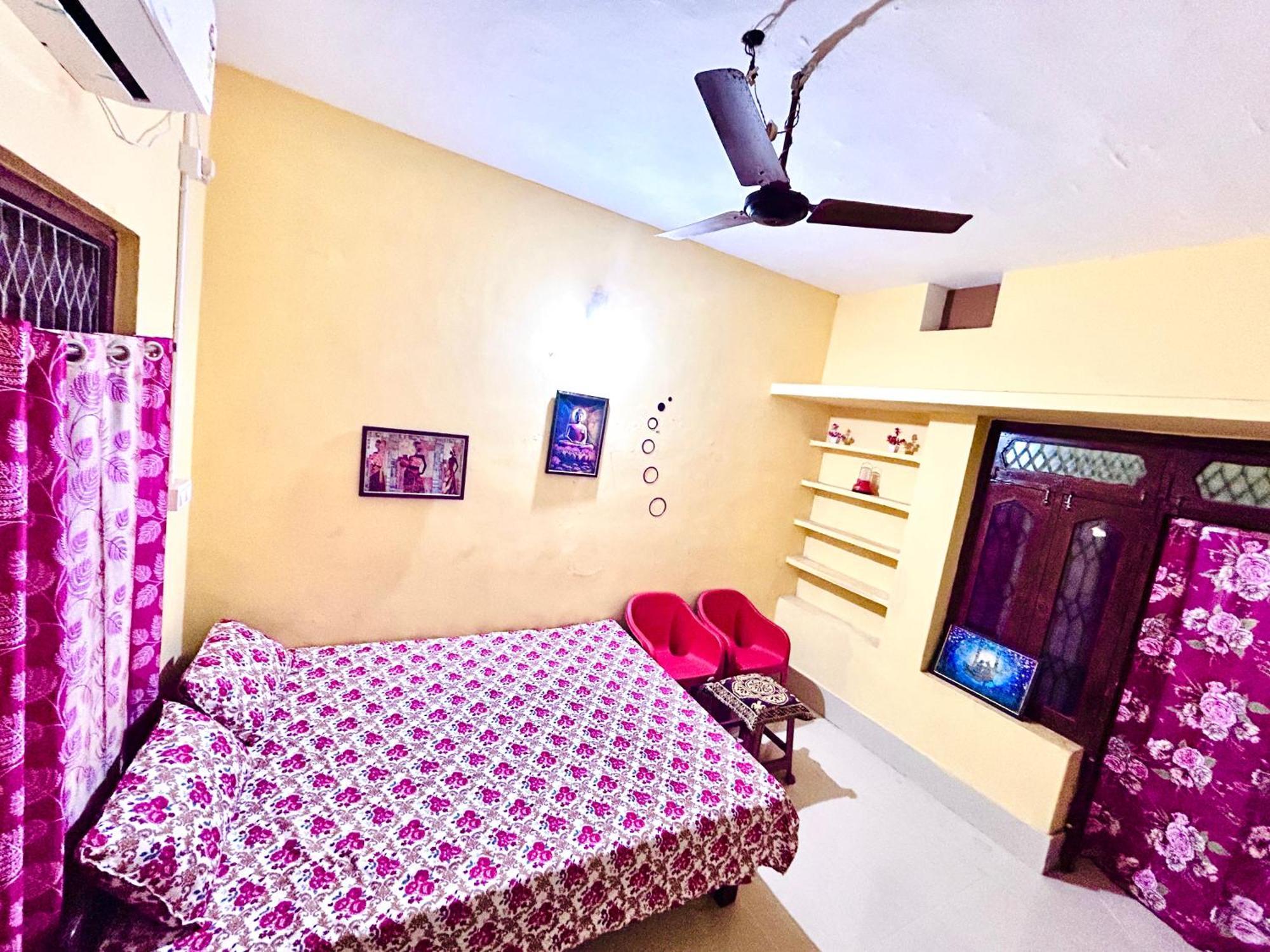 Shree Nivas Homestay Пури Экстерьер фото