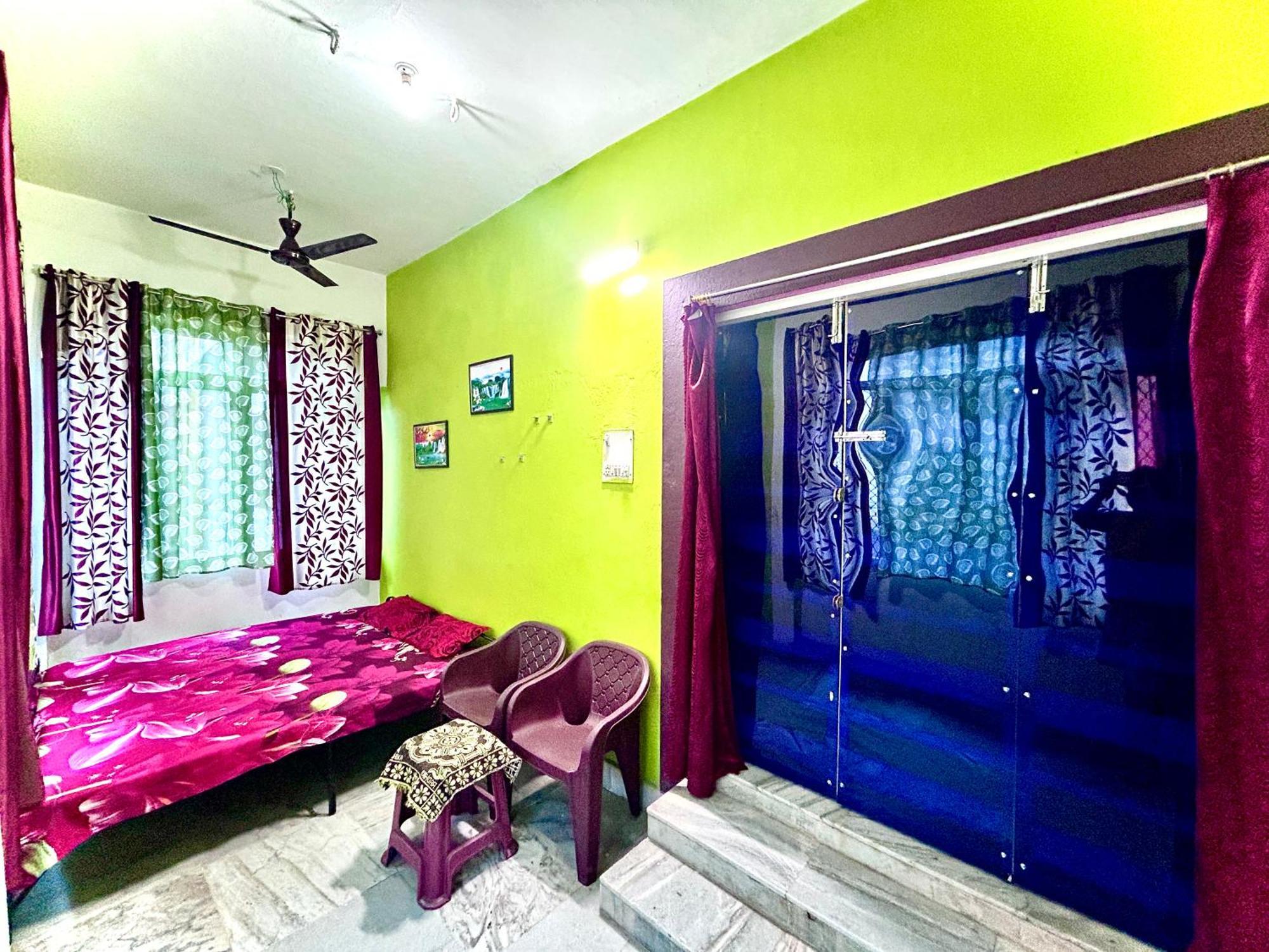 Shree Nivas Homestay Пури Экстерьер фото
